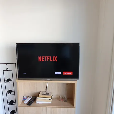 Apartament Carisa Downtown With Rooftop Pool Larnaca