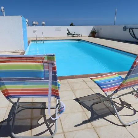 Carisa Downtown With Rooftop Pool * Larnaca