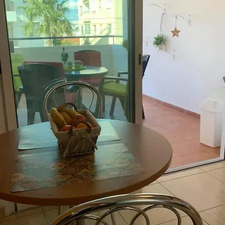 Must - Downtown By St. Lazarus Apartment *
